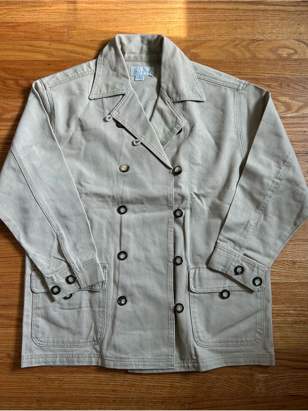 J. Jill Double-Breasted short Trench Coat in Light Beige